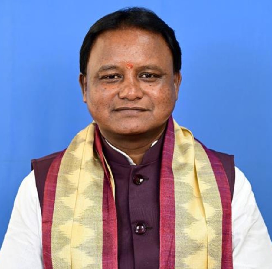 CM Announces ₹30 Lakh Compensation for Forest Guard Killed by Poachers in Odisha of Dhenkanal: